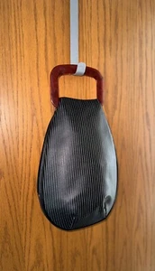 RARA borsa a mano Funky vintage manico superiore bocca larga cerniera MCM borsetta - gessata - Foto 1 di 24