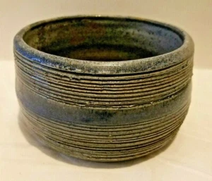 Vintage (signed) Studio Pottery Vase Pot Bowl Blue/Gray Glazed Ribbed - Picture 1 of 4