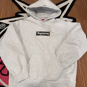 Supreme Box Logo Hooded Sweatshirt (FW23) Ash Grey - Size Medium - Lightly Used - Picture 1 of 11