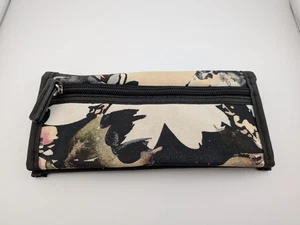 Donna Sharp Abstract Floral Snap Wallet Small Purse - Picture 1 of 5