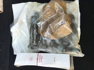 MERITOR GENUINE DRIVE AXLE KIT4304 REPAIR KIT SEMI TRACTOR HEAVY DUTY OEM PARTS - Picture 1 of 12