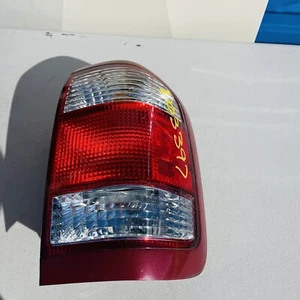 99-04 Nissan Pathfinder Right Passenger Tail Light Lamp Quarter Mounted RH - Picture 1 of 8