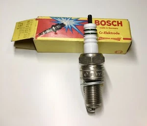 Bosch WG235T30 Candela di accensione 0241247005 Candela di accensione - Foto 1 di 5