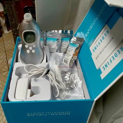 Rodan + Fields REDEFINE MACRO Exfoliator w/ Sealed Packs of Filters Pads Tip Acc - Image 1 of 4