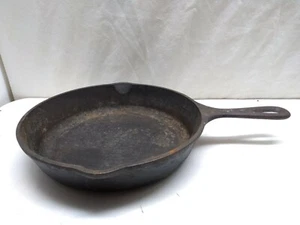 Lodge 6 sk Cast Iron Skillet Sauce Saute Stir Fry Pan Black USA - Picture 1 of 5