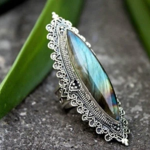 Vintage Women Jewelry Silver Emerald Birthstone Wedding Ring Jewelry Size 6-10 - Picture 1 of 3