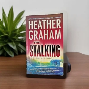 Krewe of Hunters: THE STALKING By Heather Graham 2019 Paperback Book - Foto 1 di 3