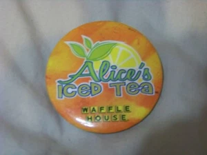 Botón publicitario Waffle House Alice's Iced Tea pinback - Imagen 1 de 2