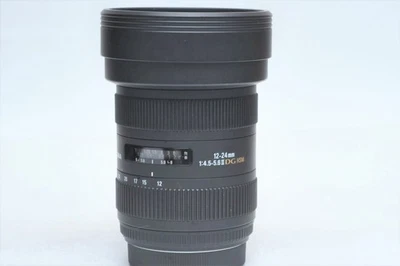 Lente SIGMA 12-24 mm F/4,5-5,6 II DG HSM para montura Canon EF Foto 1 de 4