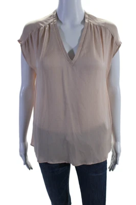 Blusa Pulôver Joie Feminina de Seda Manga Curta Decote V Rosa Claro Tamanho Pequeno - Imagem 1 de 4