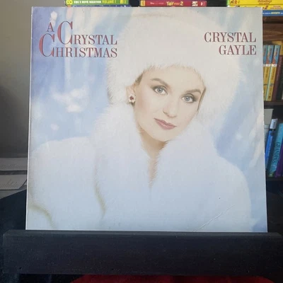🎅🏼 Crystal Gayle - A Crystal Christmas (1986, Vinyl LP) *CHRISTMAS* - Image 1 of 4
