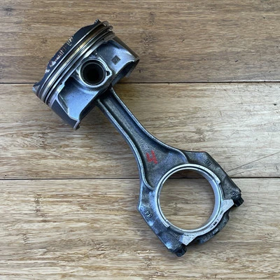 BMW 850i G16 2017-2023 motor pistón varilla de conexión L = 138,5 mm 3 k millas OEM Foto 1 de 4