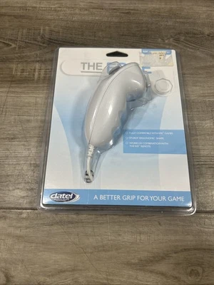 DATEL THE EDGE CONTROLLER FOR NINTENDO WII NEW IN FACTORY SEALED PACKAGE - Image 1 of 2
