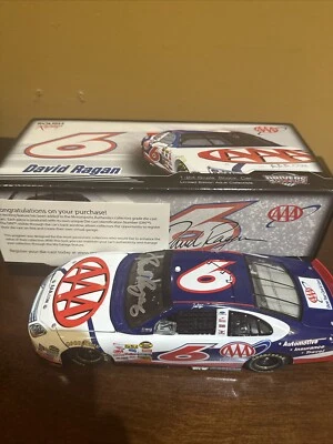 Ford Fusion 2007 autografiado por David Ragan aaa seguro fundido a presión y tarjeta Foto 1 de 4