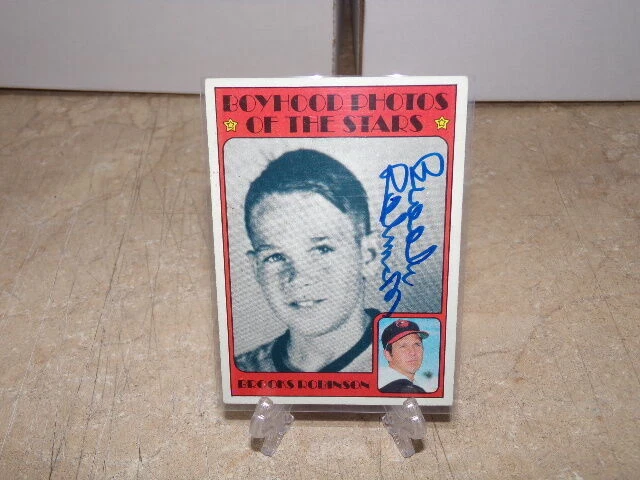BROOKS ROBINSON SIGNED 1972 TOPPS CARD RIP! - Image 1 of 1