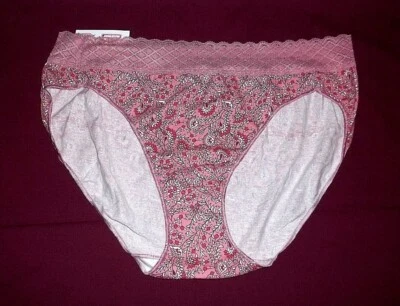 HANES LACE TRIM HiCut Brief Panty Black  Mauve Floral Misses Size 6  7 or 9  NWT - Image 1 of 2