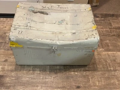 Baúl industrial de metal vintage grande DESDE Australia 29 X 18 X 21 -#77 Foto 1 de 2