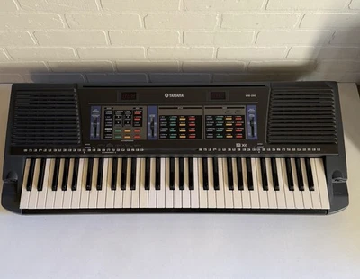 Yamaha MIE-2XG Portatone Piano 61 Teclas Teclado Midi Controlador con Adaptador de Corriente Foto 1 de 4