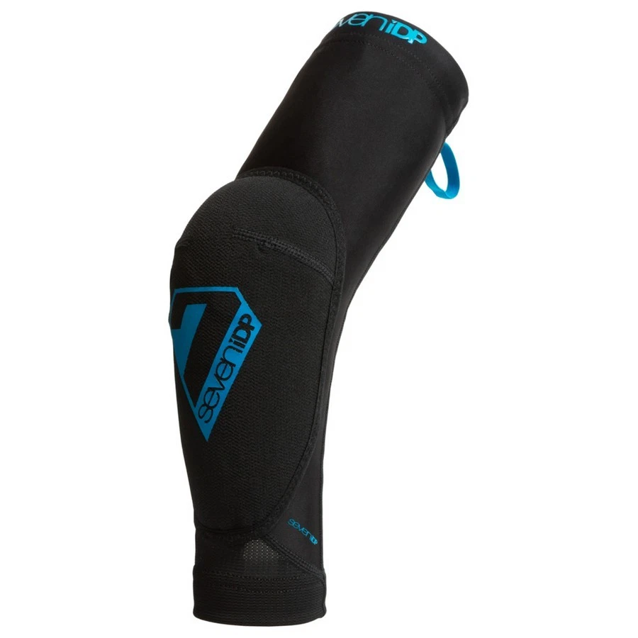 Coderas para niños Youth Transition negras SevenIDP Foto 1 de 1