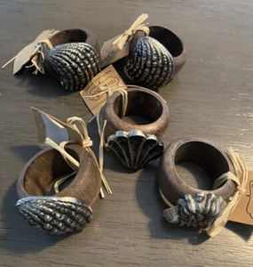 5 MUD PIE Napkin Rings Silver Metal Shells With Wood Rings Coastal Beach Seaside - Picture 1 of 4