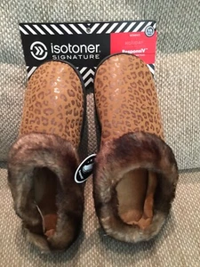 NEW Isotoner Signature ResponsiV Memory Foam Plus Buckskin Slippers Size L 8.5-9 - Picture 1 of 5