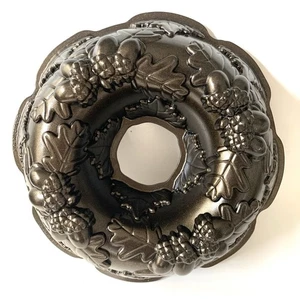"Nordic Ware EE. UU. All Fall Harvest Cake Pan 10 tazas hojas bellotas 12"" **USADO EN EXCELENTE ESTADO" - Imagen 1 de 7