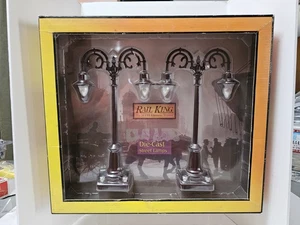 MTH Rail King 30-1066 O Diecast #54 Dual Light Dark Brown Street Lamp - Set of 2 - Picture 1 of 2