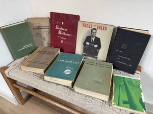 🍊Vintage MCM 1950s-70s Lot of 9 Books | Business Sales Economics Accounting! - Picture 1 of 16