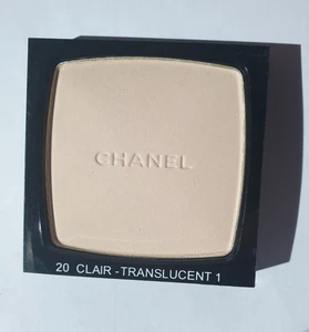 Chanel Poudre Universelle Compacte natural finish 20 CLAIR - TRANSLUCENT 1 - Picture 1 of 2