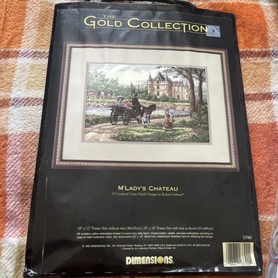 Dimensions Gold Collection  - M’Ladys Chateau  - Image 1 of 4