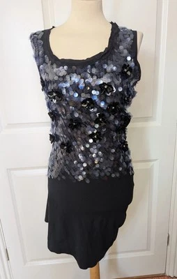 CHALECO ASIMÉTRICO SPORTMAX LENTEJUELAS NEGRO LONGLINE TOP MEDIANO EXCELENTE ESTADO Foto 1 de 4