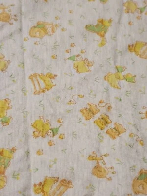 Remanente de tela de bebé súper suave amarillo y verde 46" x 40" costura artesanía Foto 1 de 4