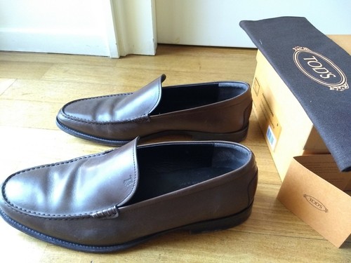 TOD’S Scarpa loafer TOD'S marrone scuro taglia 43 in pelle