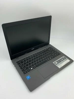 Acer One Cloudbook 2GB RAM, 32GB SSD.  Foto 1 de 4