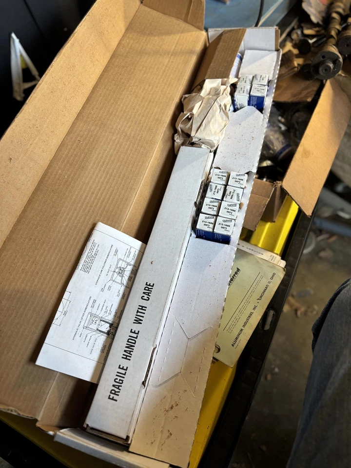 Ford Bronco II Ranger Dana K906 1984-1986 kit de cámara Foto 1 de 4