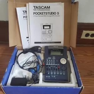 TASCAM Pocketstudio-5 Multitrack Recorder W/ 512mb Card, Manuals, Headphones,Box - Picture 1 of 12