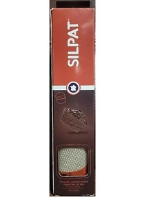 NEW Silpat Round 9” Baking Mat / Lining Bakery Pans or Use For Cookies Set of 2 - Picture 1 of 1