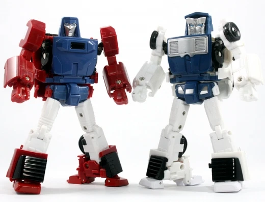 Juego de 2 escotillas MM-6 Boost y MM-7 versión de dibujos animados | X-Transbots Master Mini Foto 1 de 4