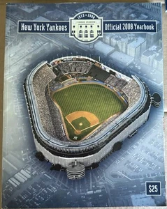 2008 New York Yankees Official Yearbook EX+ - Picture 1 of 2