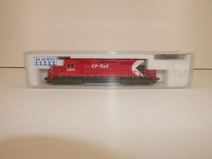 Kato N Gauge EMD SD40-2 diésel Canadian Pacific #5904 - Imagen 1 de 4