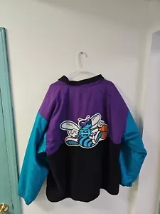 Vintage IN THE PAINT Charlotte Hornets Color Block 1/2 Zip Pullover Jacke Gr. XL - Bild 1 von 18
