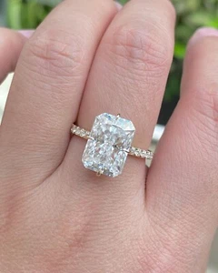 3 kt Radiant IGI E-VS1 Lab Grown Diamond Pave Set Verlobungsring 14 K Gelbgold - Bild 1 von 7