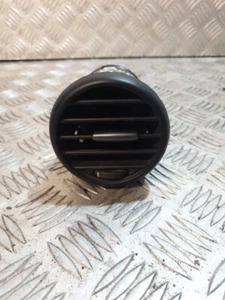 Seat Leon Cr 1.6 Tdi 2010-2012 DRIVER RIGHT SIDE DASHBOARD AIR VENT 1P0819203 - Picture 1 of 4