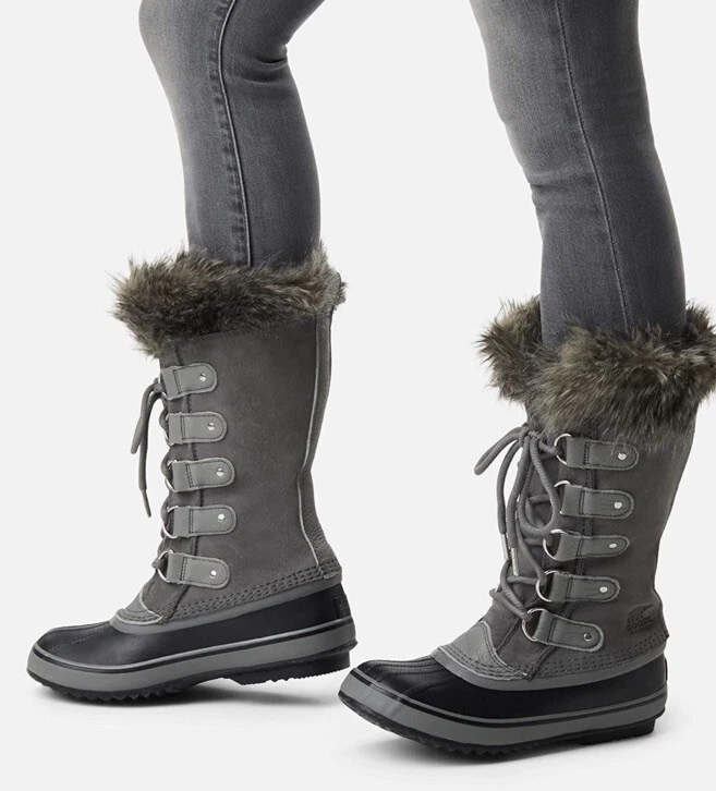 Sorel Joan of Arctic Boot for Women, Size 7 - Black