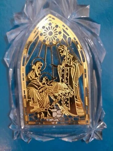 Nativity Ornament With Cut Gold Metal And Hard Clear Plastic Nice Condition - Picture 1 of 4