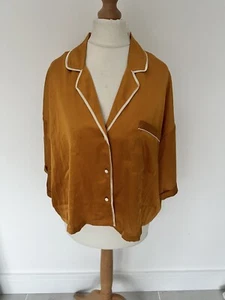 Women’s Topshop Gold Satin Night Shirt Top Size Small UK 8-10 BNWT (V) - Picture 1 of 9