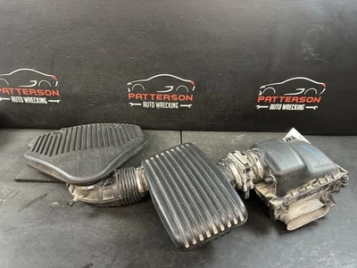 94-96 BUICK ROADMASTER 5.7 ВОЗДУХОЗАБОРНИК ОЧИСТИТЕЛЬ ФИЛЬТР КОРОБКА С ТРУБКАМИ И МЕТР - Изображение 1 из 4