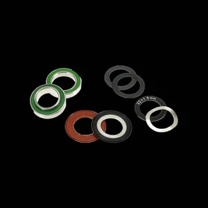 Enduro Bearings BB90/95 Stainless Steel Bottom Bracket 24mm - Picture 1 of 2