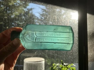 Antigua botella de medicina verde azulado de 8 caras RUMFORD CHEMICAL WORKS de 1890 - Imagen 1 de 15