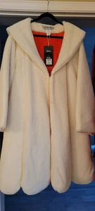 New Womens Plus Size Disney Faux Fur Cruella DeVil Plus Size Jacket 4xl Costume - Picture 1 of 8